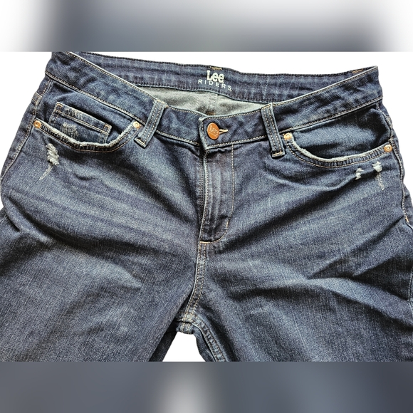 Lee Dark Wash Distressed Cuffed Women's Jeans size 12 - Picture 3 of 4